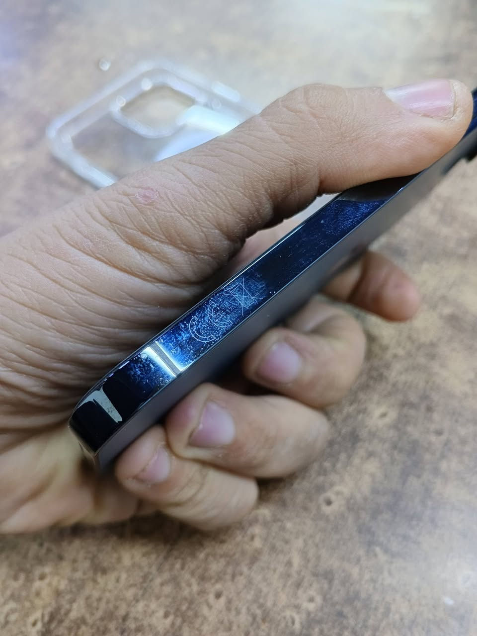 ايفون 12 برو ماكس 256 ماستر عربي شرق اوسط
بطارية 82 بلادي 
جهاز ممفتوح غير مفتوح وتر برووف نموذج AAA ماستر 
575 قفل السعر بدون نقاش جهاز مالتي ومحافض عليه كلش 
بغداد الاعظميه ***********
