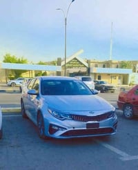 للبيع  كيا اوبتما2020 وارد امريكي رقم بغداد معوقين باقيلها ١٢ شهر وتصي...