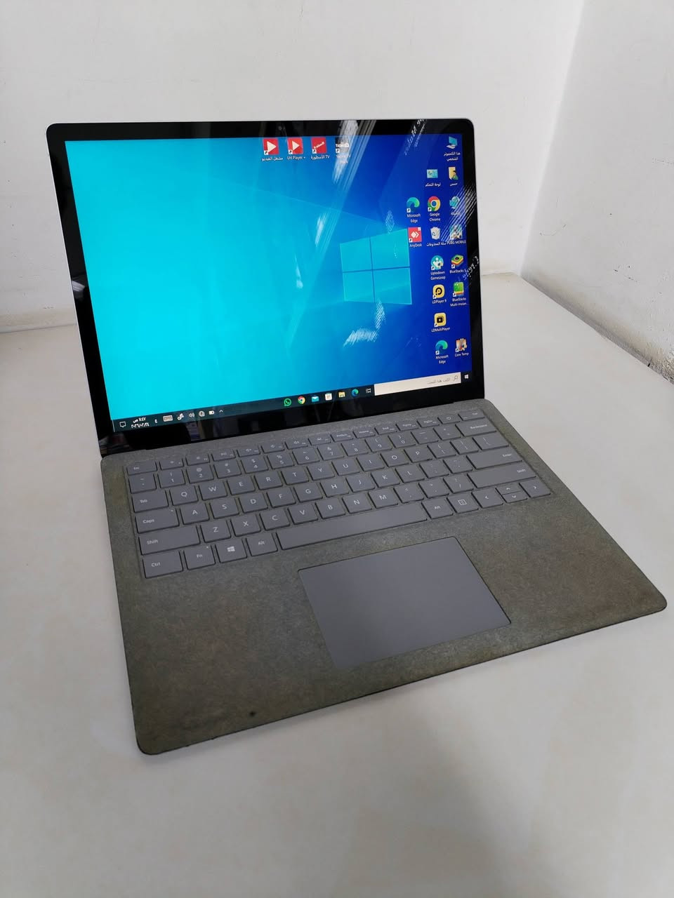 السلام عليكم  لابتوب ويندزو
شاشه لمس 
ذاكره  1 تيره 
الجهاز كلش نضيف 
مداخل تصليح 
حجم الشاشه يمكن 14 ماا متاكد 
وياء حساب علاني ترويج تيكتوك 
 بس الحساب مشتري ب 250 
الجهاز كله شغال 
مستعجل عل بيع سعر 550 الف 
***********
متواجد واتساب
