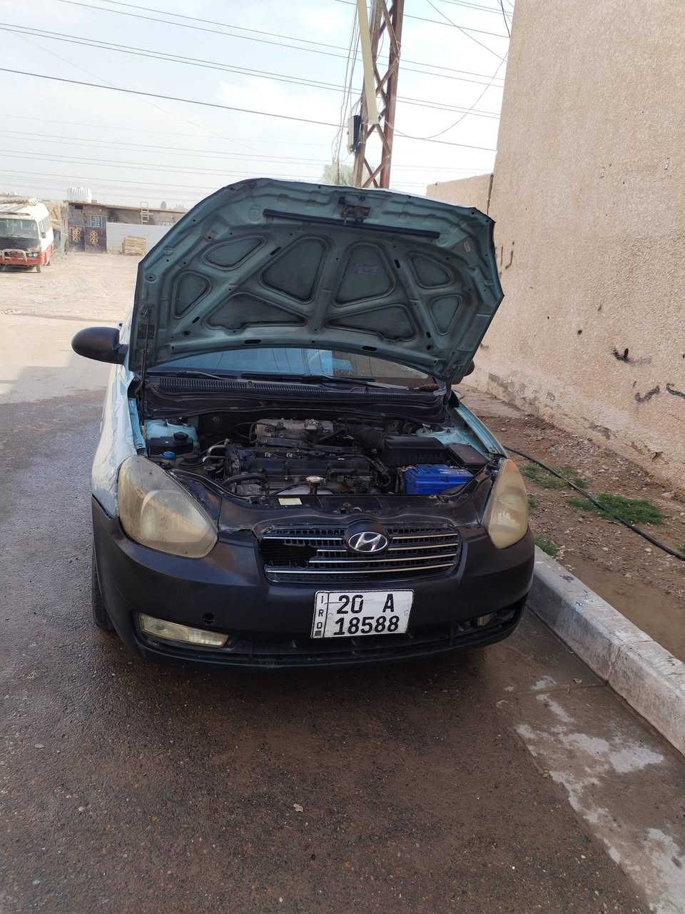 اكسنت 2009 وارد امريكي مكينه 1600 سياره بيها حادث قبق جنطه فقط مبدل سياره كلها ليبل واحد مكان السياره الشعب 70 وبيها مجال ما متواجد على الفيس ***********
