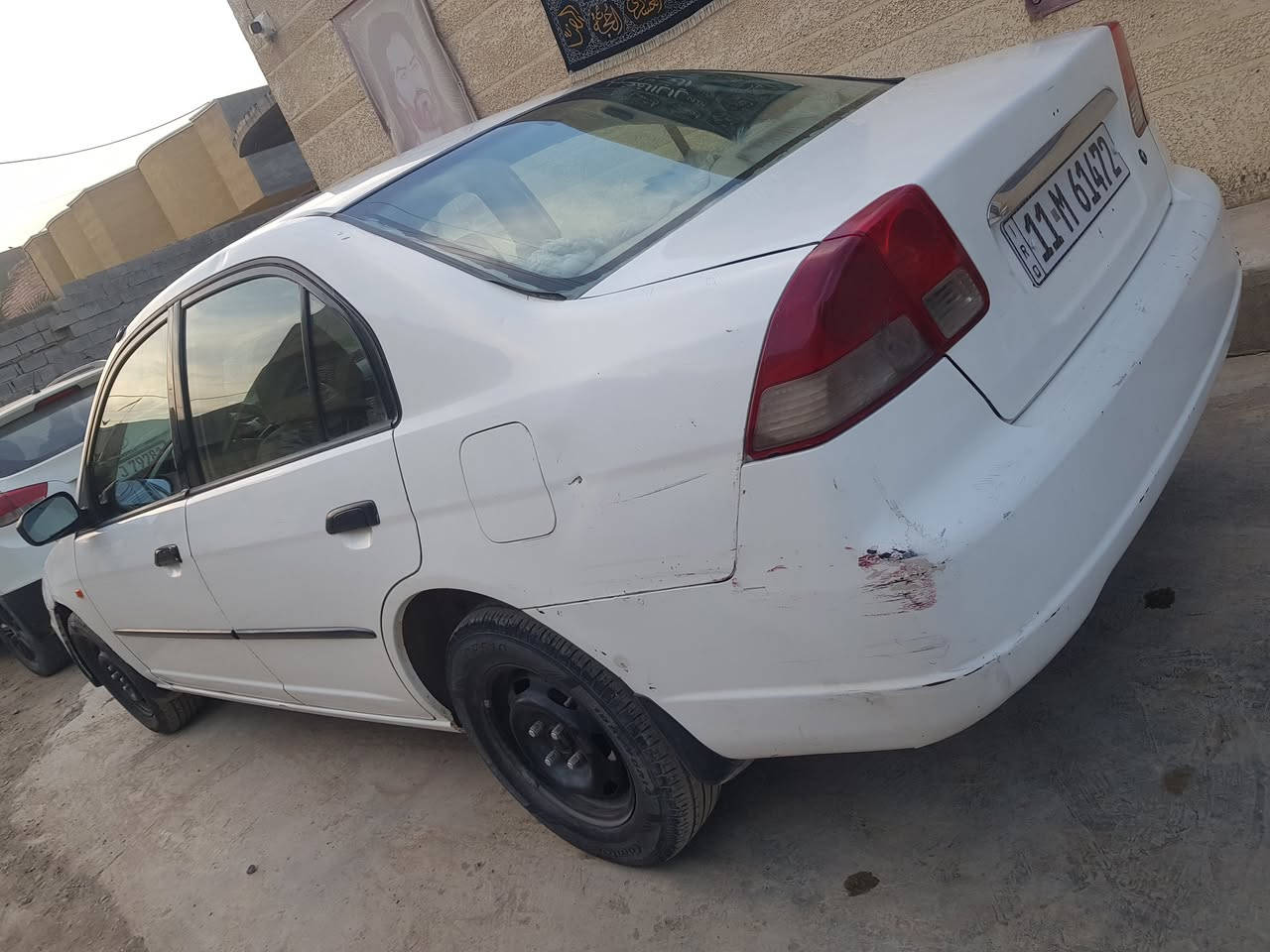 هوندا سيفك مديل ٢٠٠٣ رقم بغداد بأسمي محرك ١٦٠٠ ثلاث قطع صبخ السعر ٤٥ بيه مجال ***********صلاح الدين بلد
