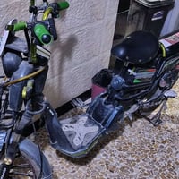 ماطور شحن للبيع نضيف كلشي شغال  سعر 200 وبي مجال  رقم 07745532738