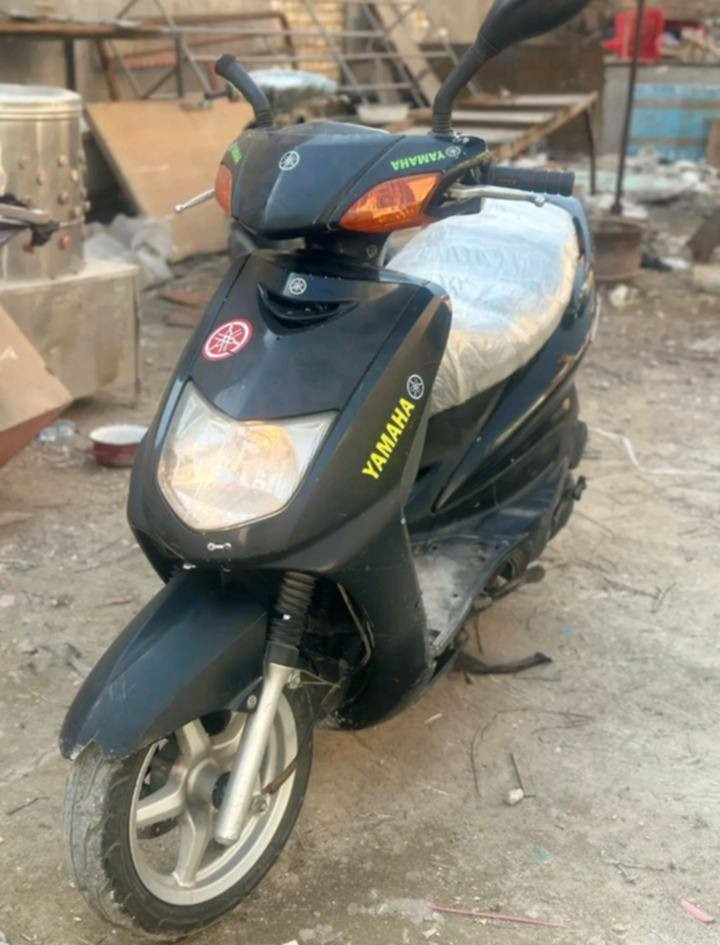 سلام عليكم اخواني سكنس 110ياباني مجفت جديد تجفيت درجة اولى كهربائيات شغالة دبلات جدد تايرات جدد دهن جديد مبدلة نقص ترايش كدامكم شوف العين شغالة سلف هندر السعر 350مجال قليل مكاني بغداد الشعب الشراي يدخل خاص ***********
