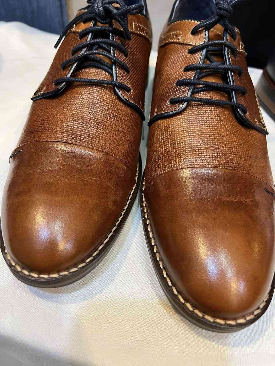 قياس44
جديد
صناعه برتغال
جلد طبيعي
السعر60
للحجز مراسله لطفاً


**إذا كنت صاحب هذا الإعلان وتريد حذفه لأي سبب، رجاءا أرسل رسالة إلى الدعم الفني**