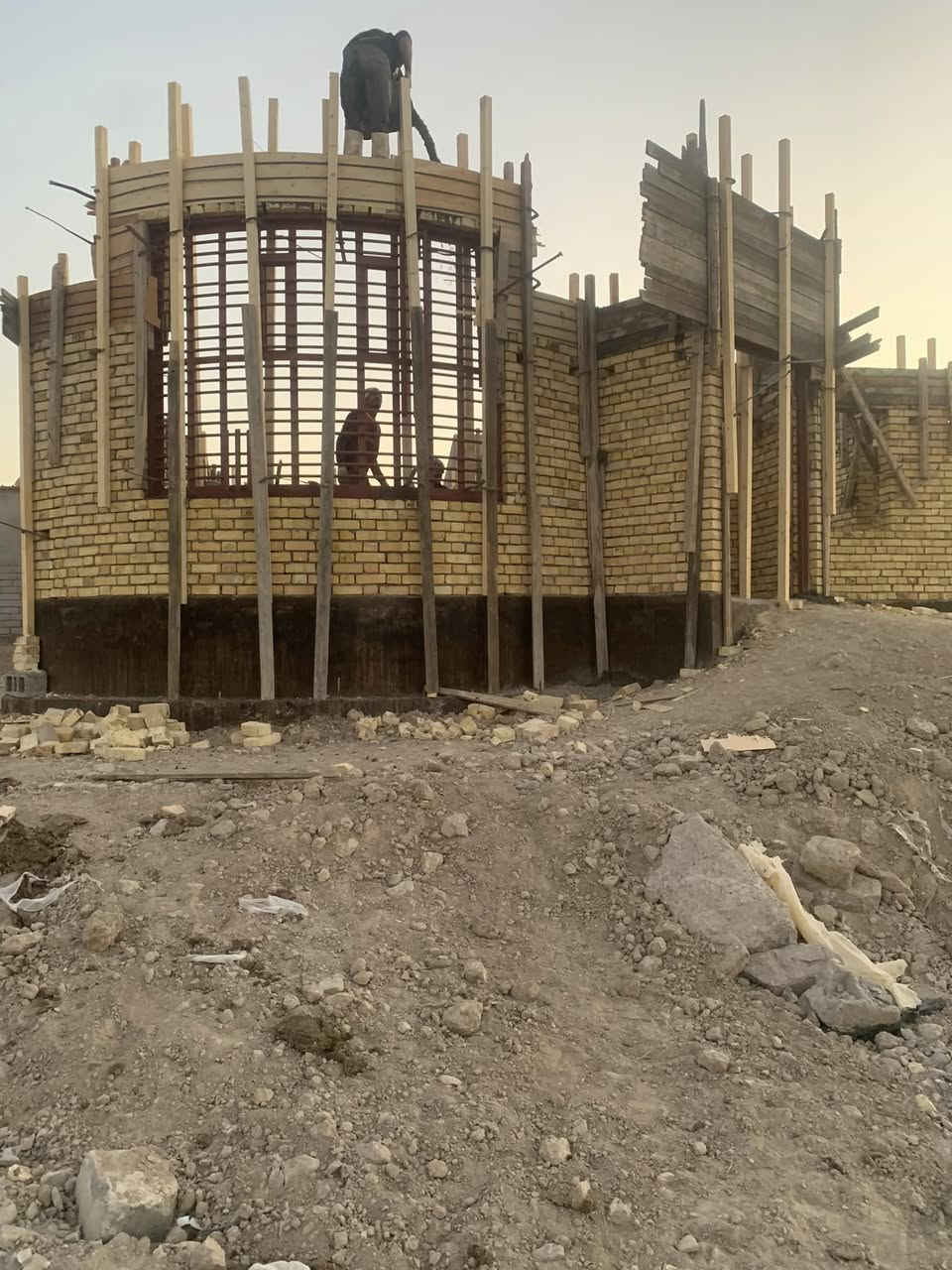 نجار ابو قالب شقل مضبوط ***********
