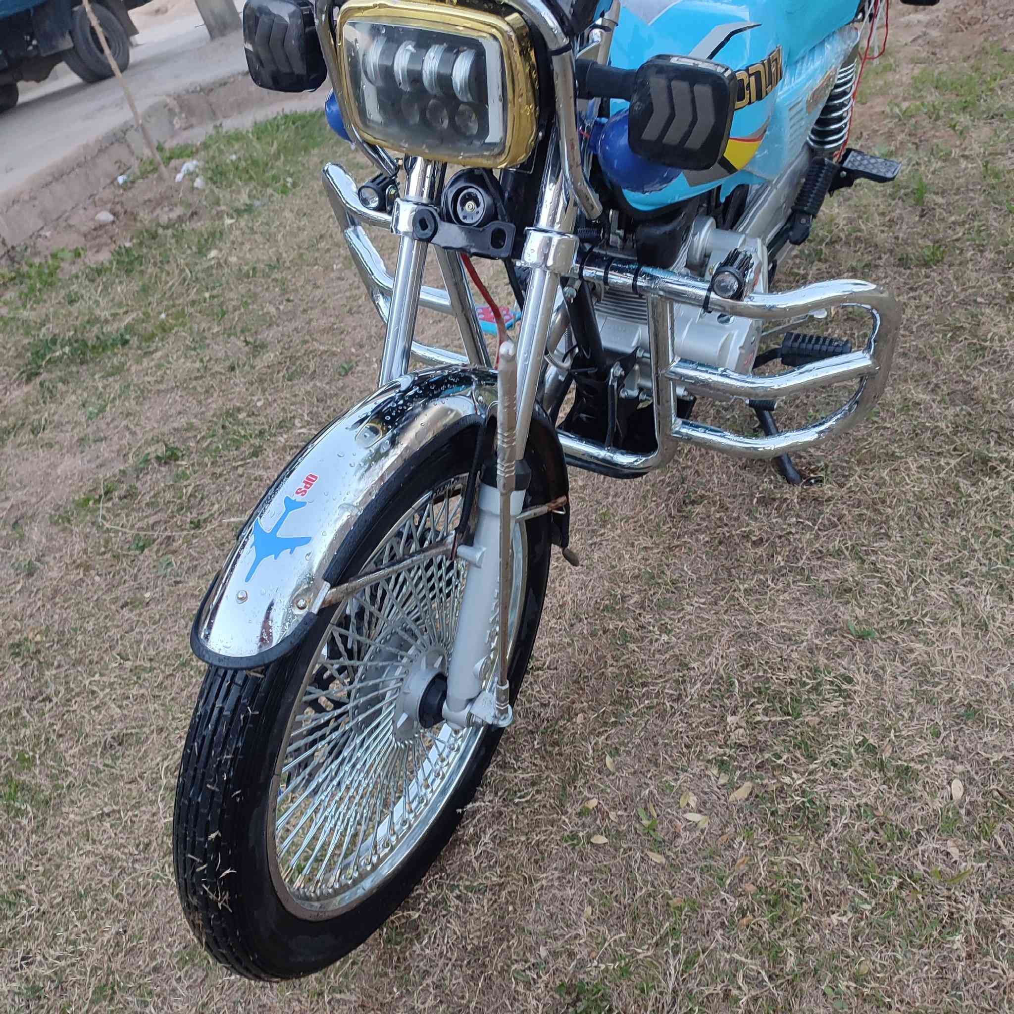 دراجه للبيع موديل 25ما ممدوده عليه سبانه كامله من كلشي للتواصل021720 07815
