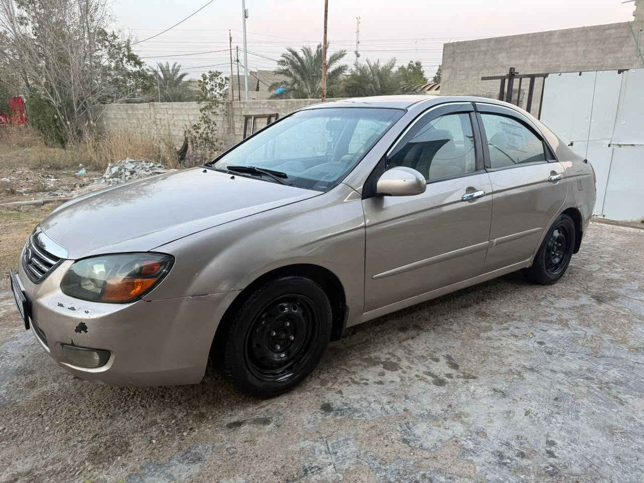 سبكترا ٢٠٠٧ وارد امريكي مكينه ٢٠٠٠ 
رقم بغداد انكليزي  باسمي 
مكينة كير صدر تبريد تدفىء كاملة 
السعر ٦٨ / ***********
مكاني بغداد / الشعب بغداد, العراق
