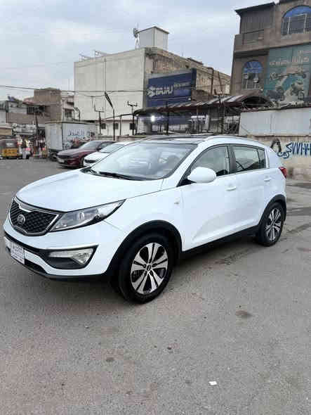 سلام عليكم 🫡 
لبيع سبورتج 2014 الي يدور جديد او ممتعوب 
السياره جاهزه من كلشي مابيه نقص الحمد لله كلشي بيها شغال 
السياره خليجي بيها ضربه هنا نصبغ بيها بنيد او جاملغ بارد 
السياره
1. بنرما
2. تحكم ستيرن 
3. ثلاجه تجي بل جكمجه 
4. شاشه 
5. دمام صوت 
السياره ماشيه 128 الف 
معروضه ب 155$ مكاني بغداد للاستفسار ***********
