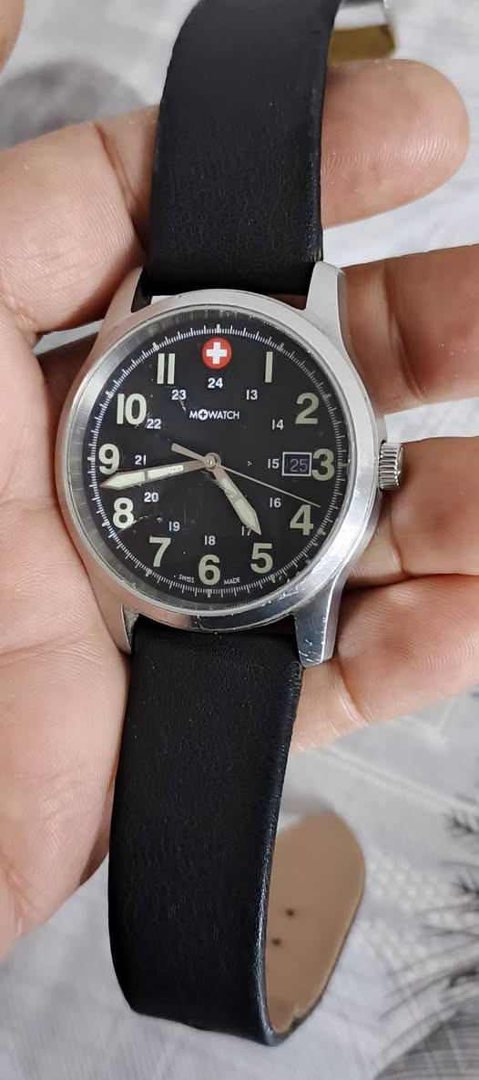 السلام عليكم ساعات اصلي للبيع شلعه المهتم يتفضل خاص روليكس اوتو تكويك


**إذا كنت صاحب هذا الإعلان وتريد حذفه لأي سبب، رجاءا أرسل رسالة إلى الدعم الفني**