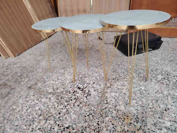 بلااااااااااااااش 
طبلات طخم عدد 6 نظافة 95 ب 40 ألف + طابعة شغالة نوع hb ب 25 ألف *********** العمارة حي العسكري قرب مدرسة المربد
