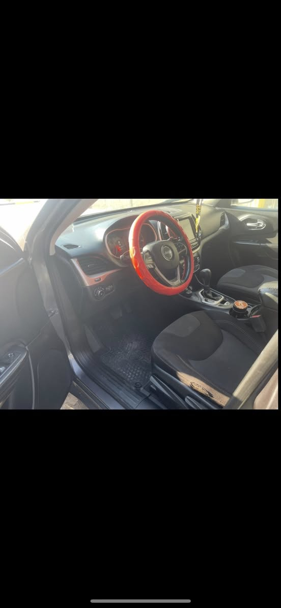 للبيع جيب بزون ٢٠١٧
وارد أمريكي بدون حادث 
مكينه /٢٤٠٠
رقمهه /بغداد 
عنواني /بصره
رقم/***********
السعر ١١٥
