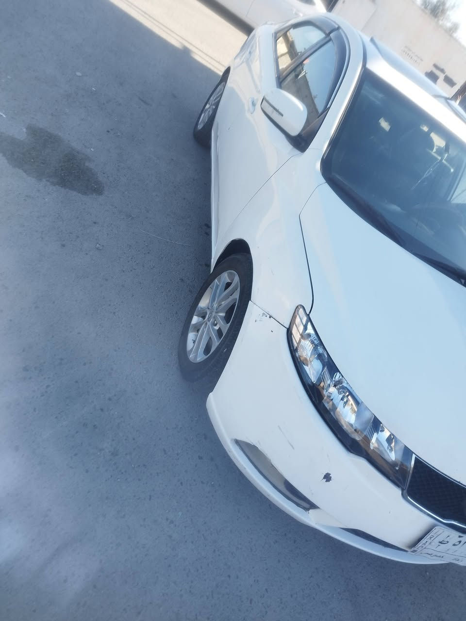 السلام وعليكم شباب سيارتو 2011كير مكينه حداديه مكفولات صبغ عام بدون اي ضربه بيه فقط جاملغ امامي جهت سايق بي تعمير سياره فوال موصفات فتحه تحكم ستيرن مري شفط موصفات اهواي بيه تخم تاير جديد مكاني بغداد مرور التاجي *********** سعر ٧٧وبيه حك جيه فقطط
