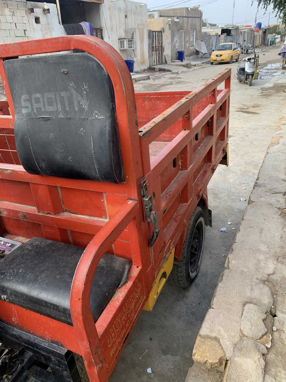 ستوته همر موديل 2014 مكفوله كفالة عامة ارراق بااسمي احولك مباشر  السعر 13000 مامتواجد ع الفيس ***********
