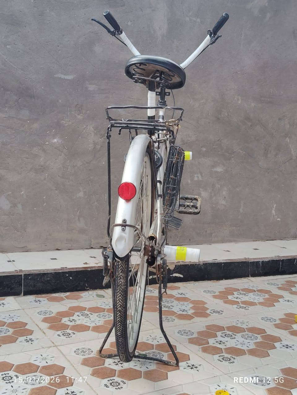 السلام عليكم  للبيع  باسكل حاويه موديل 2022  حجم 26جديد   تايرت جدد جوابه جدد بريك ابو صفاره  باسكل مجنبز المكان بابل القاسم  السعر  85 وبيه مجال    
 *********** واتساب
