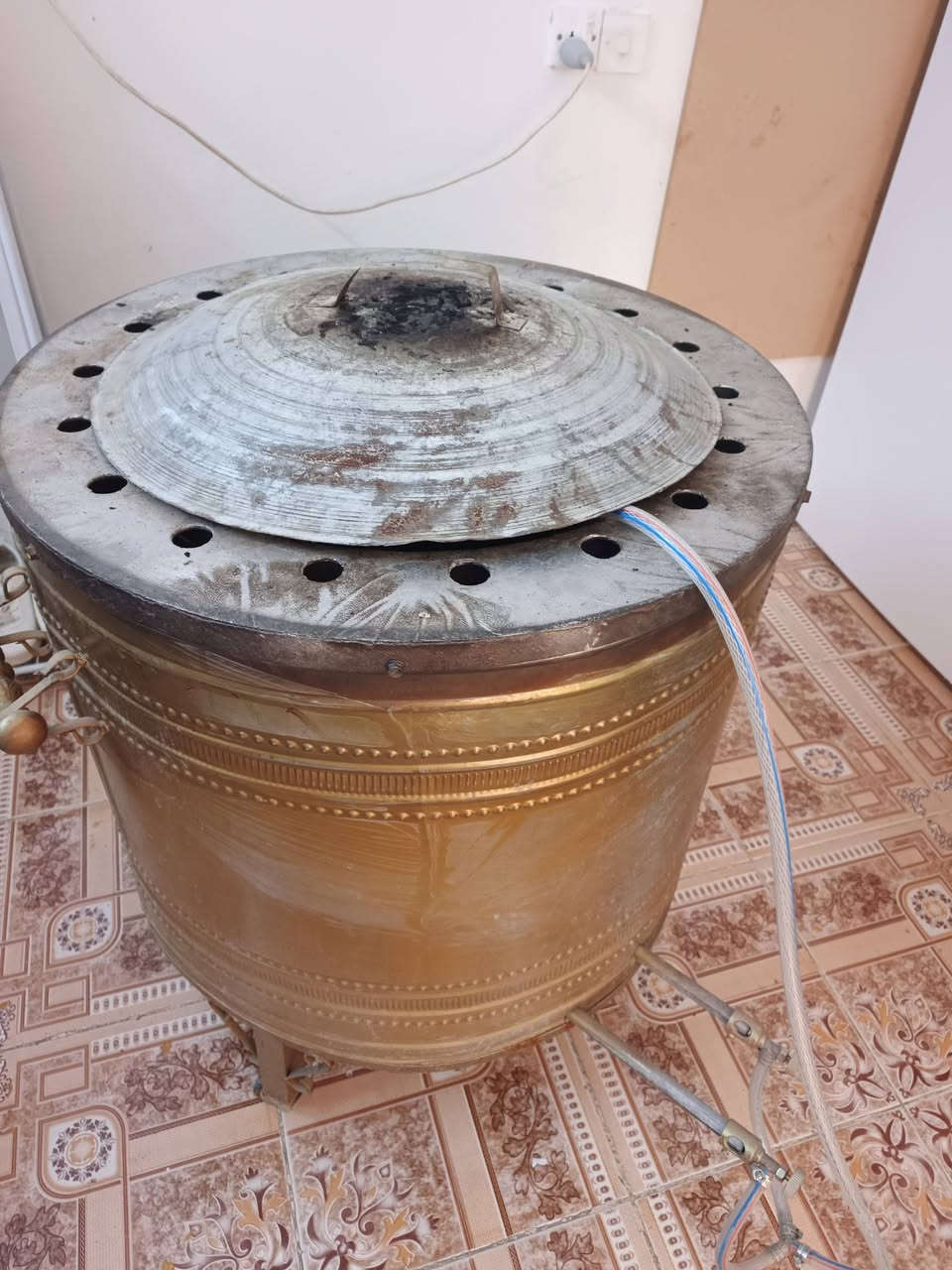 غراض بيت للبيع كله جديد مكاني كركوك حزيران ***********
