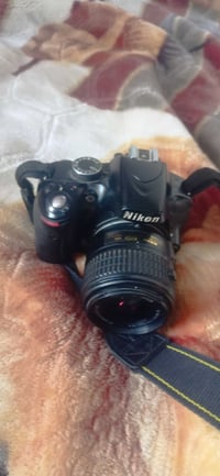 نيكون 3200 • عدسة 18/55 • كارت 16جيجا