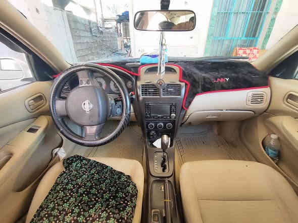 السلام عليكم/
سني كوري خليجي موديل 2009 رقم بغداد صاحبها الشرعي في الرمادي سنويه ل 2028
 كير اوتاماتيك صبغ حزام بيها ضربه في الجهه اليمنى الجهه الاماميه كير مبدل جديد كصه مبدل ضفيره جديده 
السعر 67 وبيها مجال 
رجاء لايجي بياع شراي خاصه للجناي لأن ماكو خلك 
العنوان الرمادي 
رقم الهاتف ‏‪0782 386 7677‬‏
