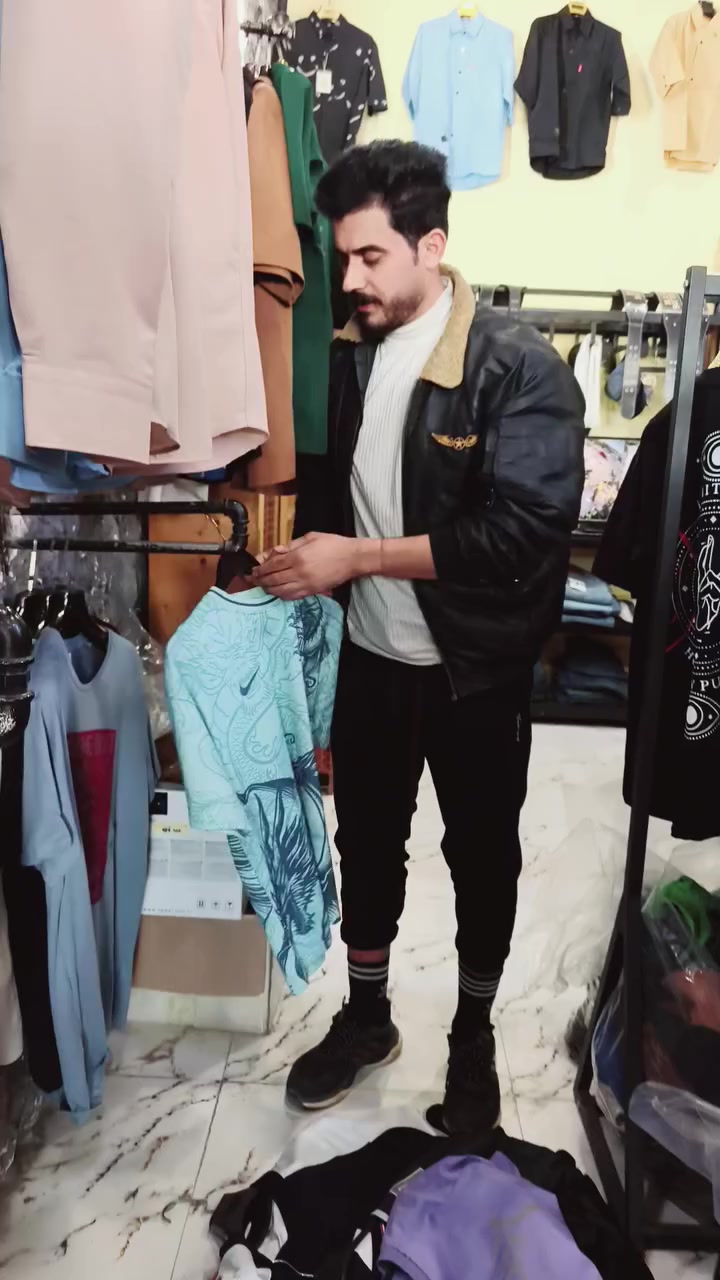 عرؤض العيد تفليش ناحيه الأمام مقابل زراعه


**إذا كنت صاحب هذا الإعلان وتريد حذفه لأي سبب، رجاءا أرسل رسالة إلى الدعم الفني**