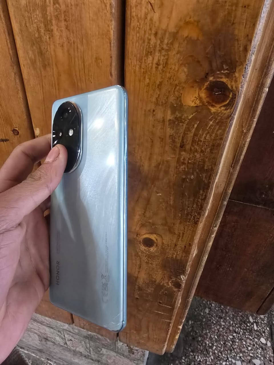 السلام عليكم
هونر 200 برو نضافه 90 مكفول 
512 عشوائي 12+12 تيربو
معالج 8 جين 3
بطاريه 5200
شحن 100 واط فول ب٣٢ دقيقه
نقص فقط كارتون بيع او مراوس
مكاني نجف ***********
