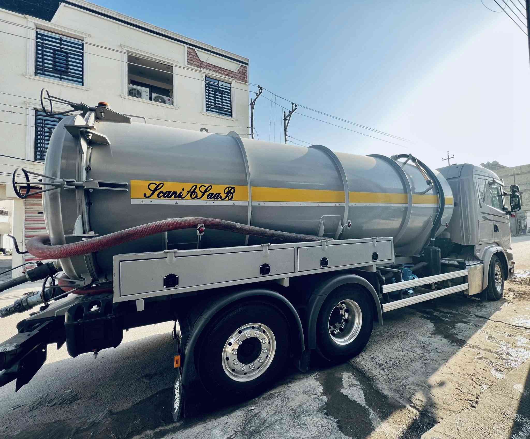 للبيع موديل 2017سعر 525$
سلام عليكم شباب ✋🏻

للبيع تنكر فاكيوم سحب ودفع موديل 2017 فول مواصفات 

ريتايدر ☑️كامره حساس ☑️

ثلاجه ☑️سحال دوار ☑️تخم ويل كروم ☑️شاشه ايبات 

تانكي نهرو حداد بليت 8ملم اب 10ملم قبغ ☑️

ماطور ايطالي حجم 70☑️

سياره وحيده بل عراق لون سمنتي

***********واتساب موجود
