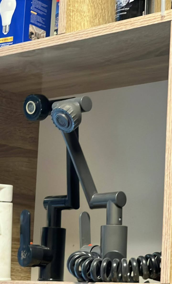 السلام عليكم
الى اصحاب محلات  اسعارنه جمله الجمله 
مواد كهربائيه انشائيه 
https://t.me/aoo1l0 رابط قناه تلي كرام
 يوجد توصيل  ***********
