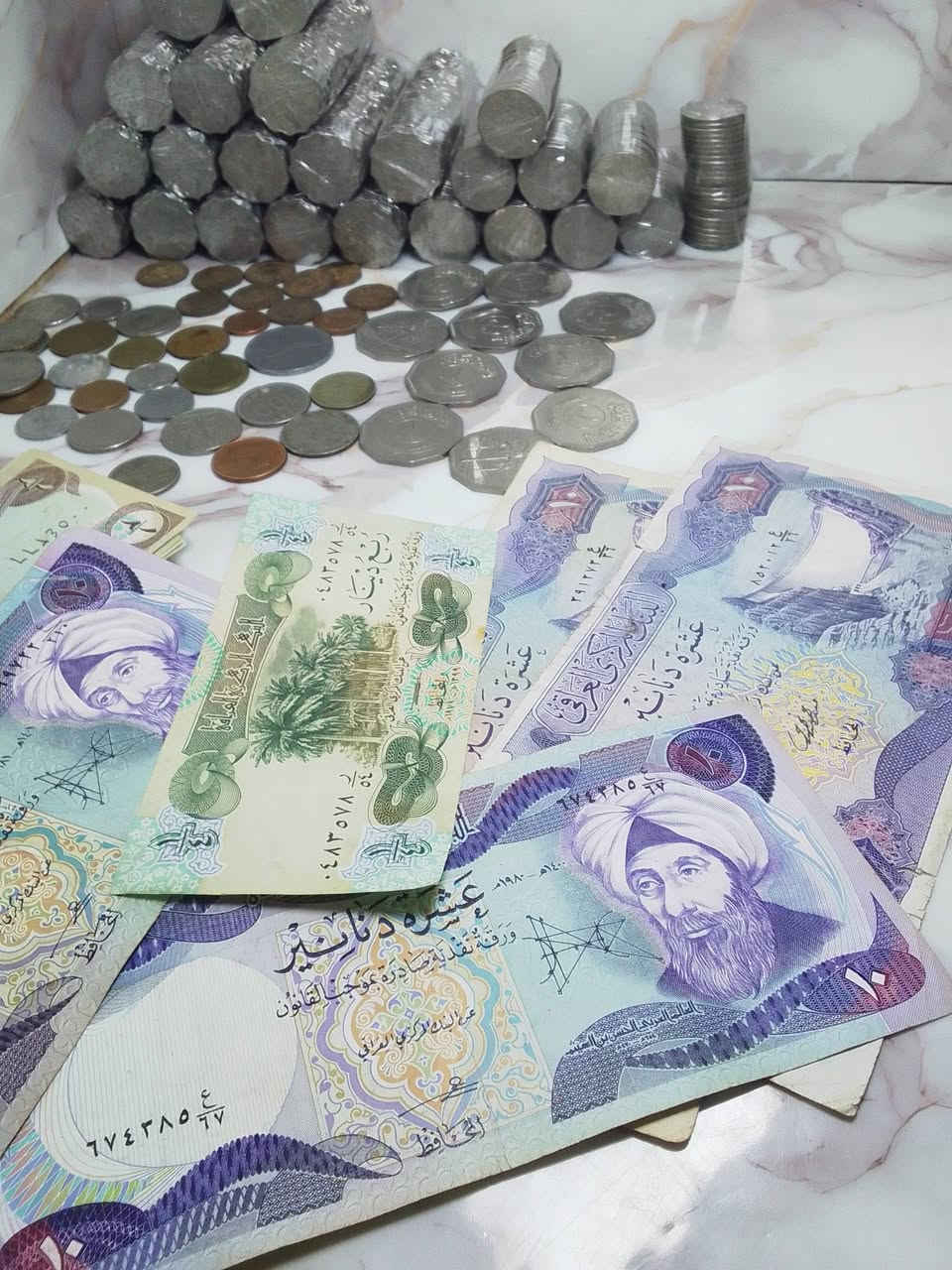 البيع1000عمله نقديه وورقه مقسمه الى700قطعه10فلس و200قطعه 50فلس و50قطعه نص وربع دينار و20قطعه دينار وفلس معدني مع38عمله اجنبيه معدنيه ل30دوله غير مكرره مع5قطع فئة 10دينار سويسري وسايلو مع قطعه ربع دينار سويسري و45قطع طبعة الحصار السعر 75مع التوصيل


**إذا كنت صاحب هذا الإعلان وتريد حذفه لأي سبب، رجاءا أرسل رسالة إلى الدعم الفني**