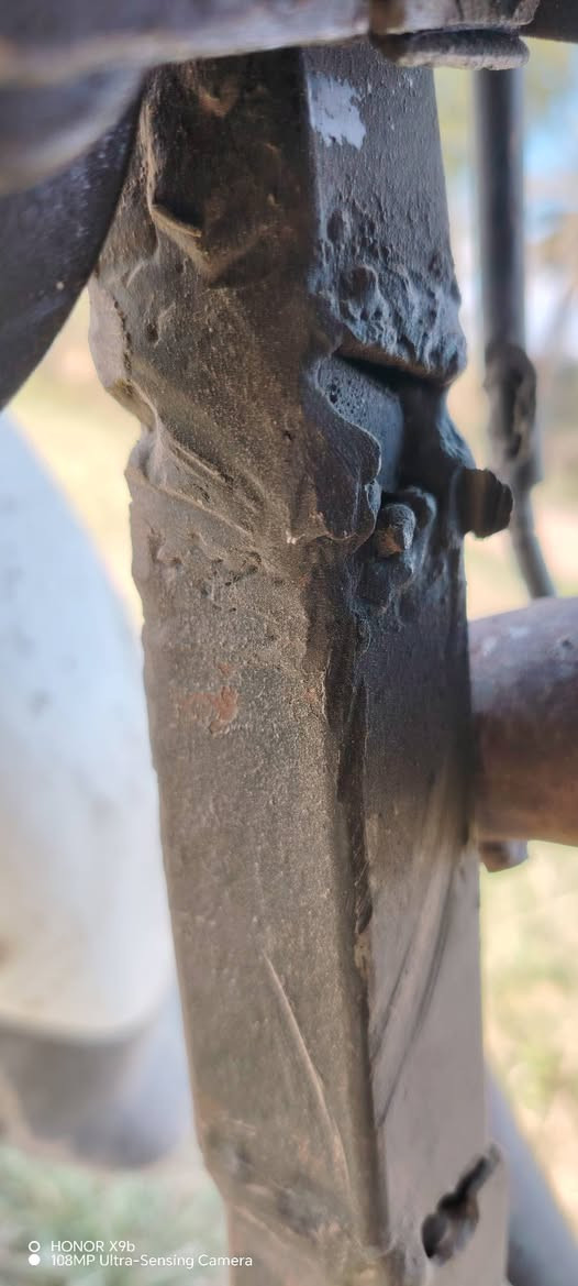 السلام عليكم دراجه بوكسر للبيع موديل 20 اوراق اصولي شرط الترقيم الدراجه محوره محرك ستوته او كاصين البوري الشيال او ملحوم  مثل ما موضح بل صوره الدراجه انطي وياه محرك دايوان عوزه بس بوش او بستم  مكان واسط قضاء الحي السعر 750  للستفسار الا تصال على ***********
