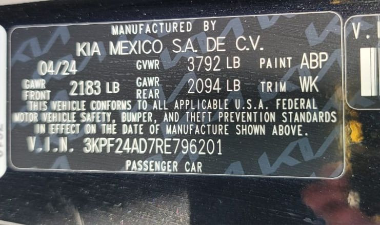 🚗 للبيع – كيا فورتي LX 2024 🚗  
- اللون: أسود أنيق  
- الحالة: بدون حادث أو ضرر  
- الملاحظة: فقط جاملغ خلفي، بدون دواخل، بي رش  
- رقم كربلاء  
- حرة دخول جديد  
سيارة نظيفة وجاهزة للاستعمال  153

للاستفسار  مباشرة ***********
