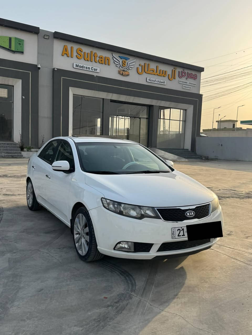 كيا سيراتو 2013 فول مواصفات
بيها قطعتين صبغ 
السياره ماعايزها كلشي 
سعر 112وبيها مجال بسيط

***********
***********
