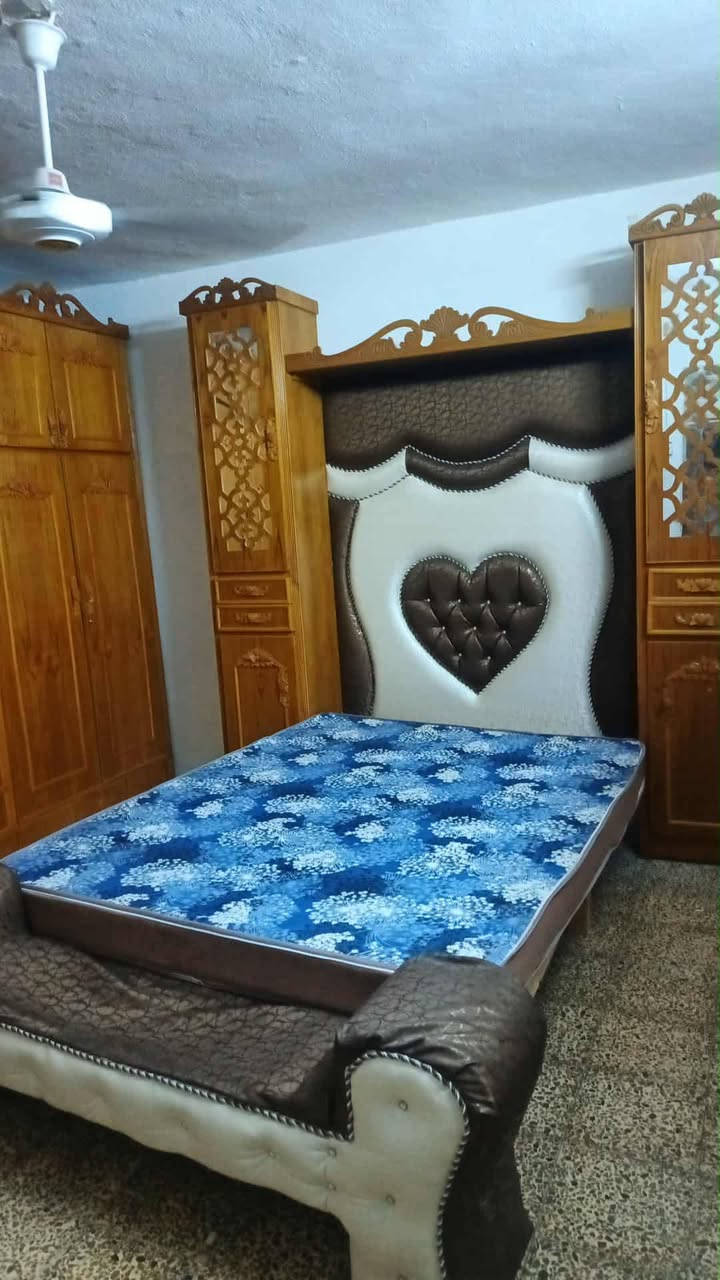 طخم للبيع مستخدم شي قليل للتواصل
***********
