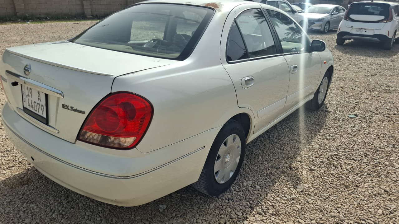 ﷽
تحيه طيبه اخواني الاعزاء للبيع نيسان سني ياباني مديل 2008 رقم كربلاء انكليزي بسمي تحويل مباشر السياره قبق اسود مكينه بلاد السياره ام البليته الزركه بدون ضربه وصبغ السياره كلش نضيفه ومابيه نواقص 
مكاني كربلاء الحسينيه
السعر 105$وبيه مجال للشراي
رقم الهاتف***********
