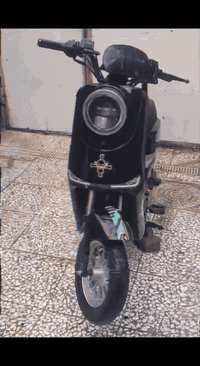 سلام عليكم
دراجه شحن R11 2026 
الدراجه فول جديده صاله شهر طالعه من الوكيل نضيفه كلش
مواصفاته
6-1باتري 
2-اشاره يمنه يسرى واربع اشاير
3-لايت عالي ناصي
4-الملف مالته 2000واط حقيقي 
5-سرعته حقيقيه 82 بل ويز وبل عداد 99
6-مثبت سرعه
7-نضام ال.R البك ترجع لوره. 
8- تحتوي على 4نمر
شتريته من الوكيل ب610
سعره ب550
تواصل ***********
