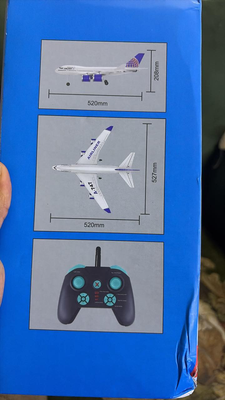طائرة يتم التحكم فيه عن بعد (RC) مصمم على شكل طائرة بوينغ 747.
نوع المنتج: نموذج طائرة لعبة يعمل بـ 2 قناة للتحكم.
المميزات: تحتوي على أضواء LED وتصميم محاكي للطائرة الحقيقية.
المواد: مصنوعة من مواد متينة (مثل EPP) لتتحمل الصدمات.
الاستخدام: لعبة مناسبة للهواة والمبتدئين في مجال طائرات التحكم عن بعد.
السعر 20 الف


**إذا كنت صاحب هذا الإعلان وتريد حذفه لأي سبب، رجاءا أرسل رسالة إلى الدعم الفني**