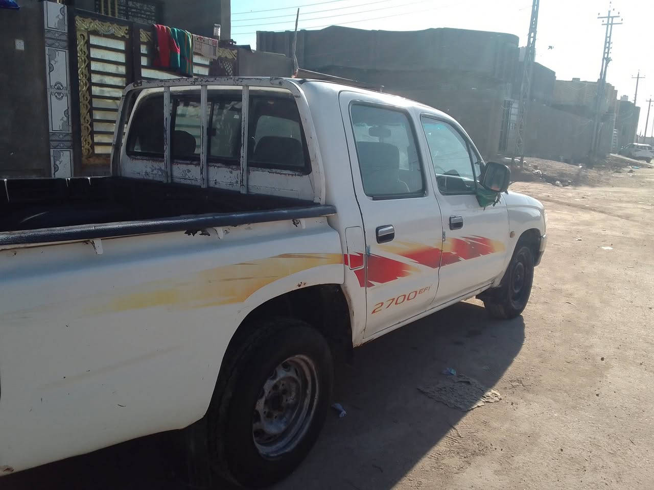 السلام عليكم /بيكم موديل٢٠٠٠ سنويه ٢٨ رقم بصره تحويل مباشر سياره خير من الله محوره ونجي صبغ عام للاستفسار ***********
