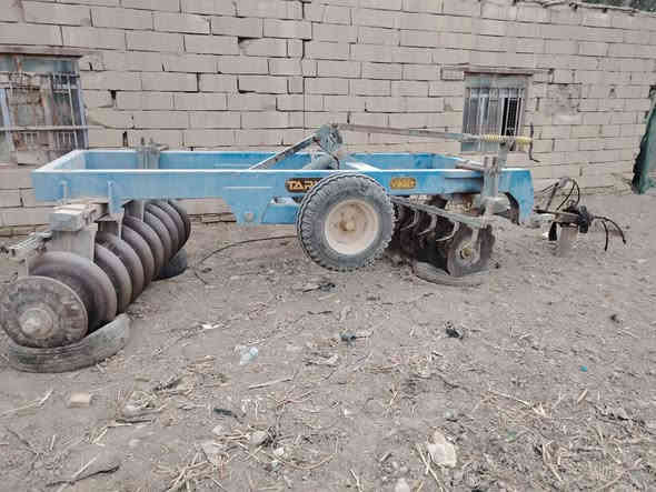 سلام عليكم كاروبه فيات البيع حجم 110 كامله المعدات دسك و خرماشه ونثوره وعربانه ومرازه ***********
