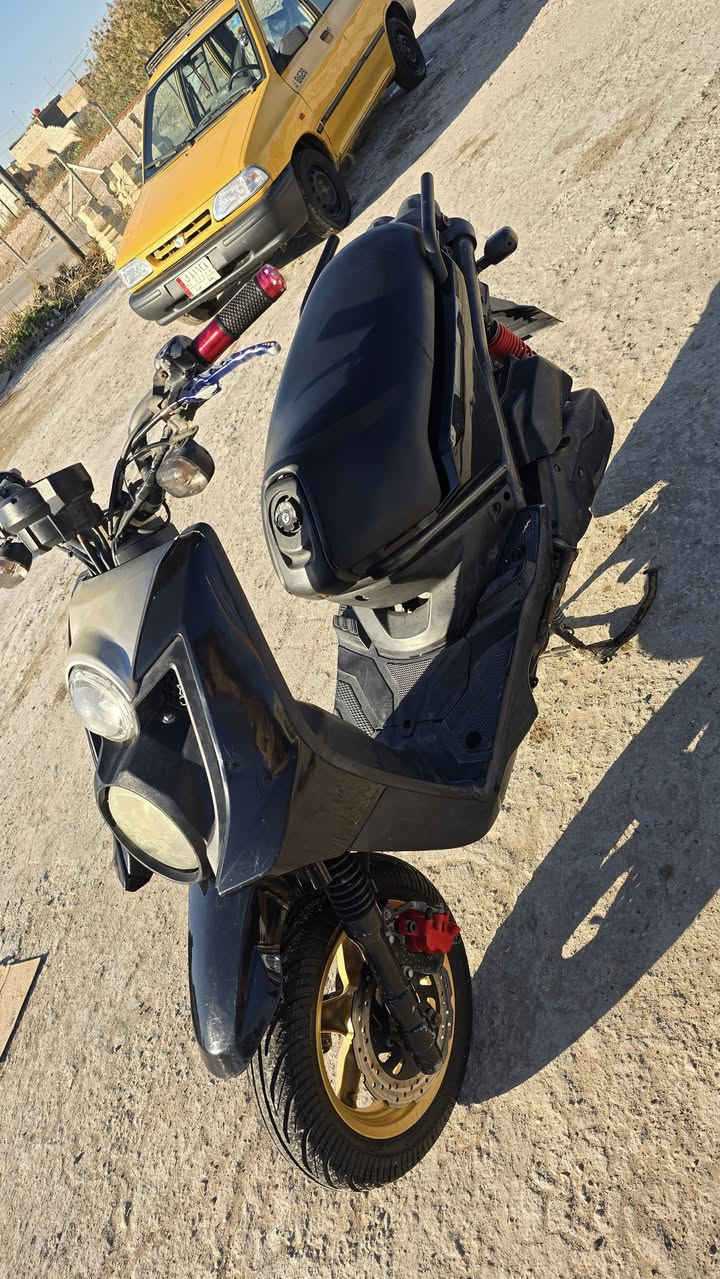 السلام عليكم سكنس جبلي 2014 للبيع  ختم واحد ويه لمكينه   تخم تايرات جديد اشاير شغاله كلوب زنون عالي ناصي  دراجه نضيفه كلش   كدام عينك مكاني حله مركز مو شراي لا تجي فدوه اروحلك رقمي ***********
