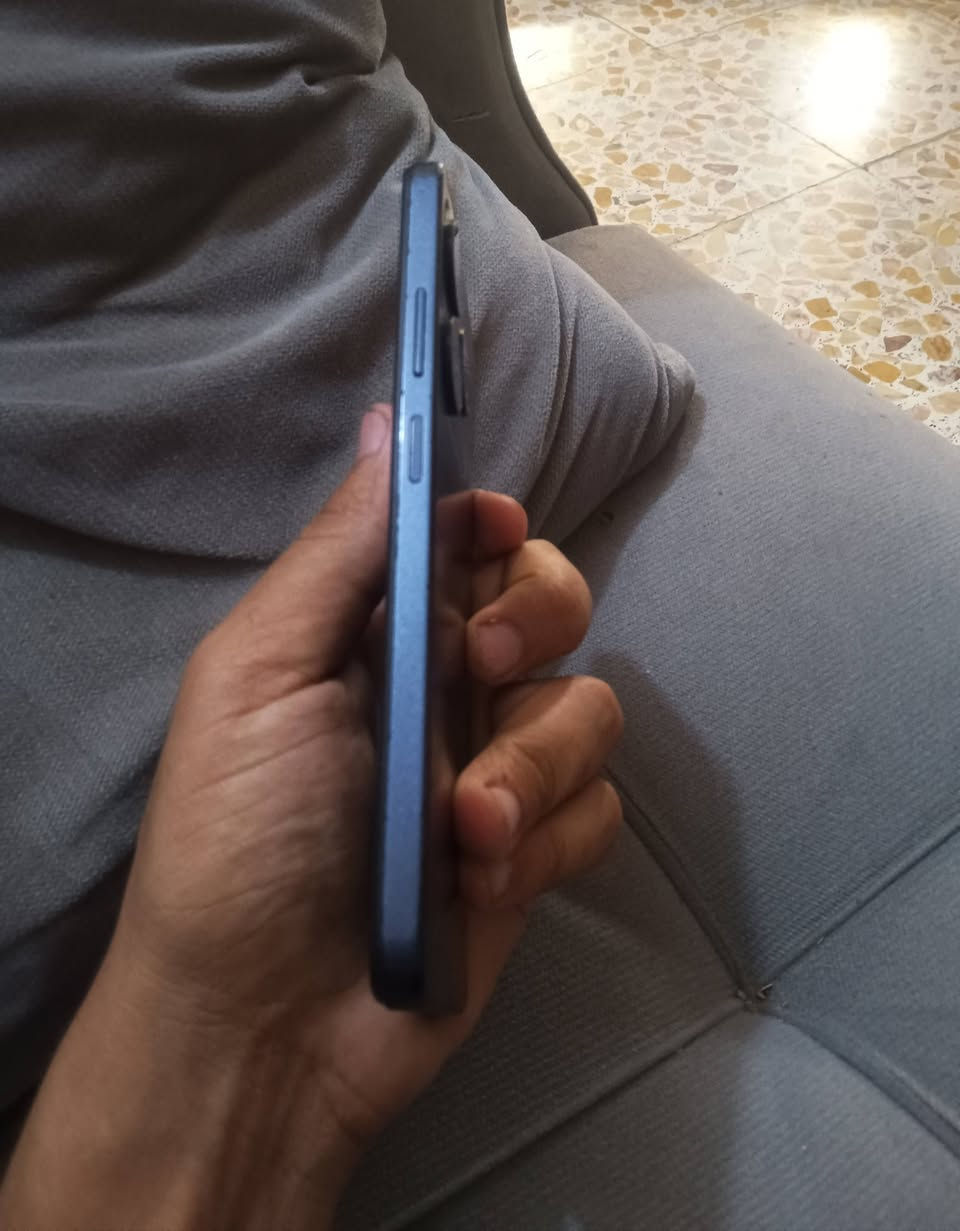 السلام وعليكم ورحمه الله وبركاته
للبيع انفنكس سمارت8 ذاكره 64 بطاريه 5000 مكاني حله شارع السياحي السعر 90


**إذا كنت صاحب هذا الإعلان وتريد حذفه لأي سبب، رجاءا أرسل رسالة إلى الدعم الفني**