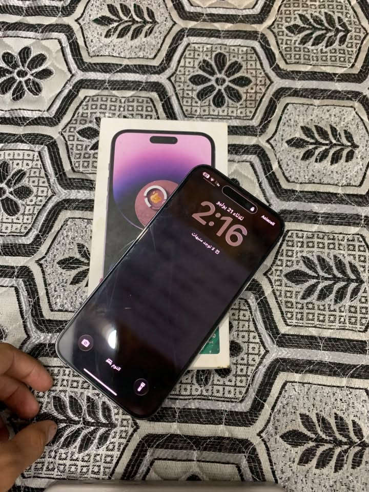 آيفون 14برو ماكس وتر ما مفتوح بس ضهر مكسور ذاكره 256وبطاريه 81لبيع أو مراوس بآيفون ذاكره 512حسب القناعه الاستفسار ***********
