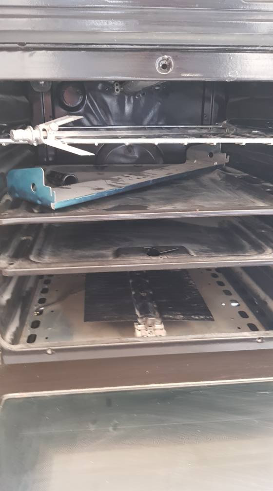 طبلخ ايطالي للبيع الفرن مامستخدم 
١٥٠ الف ديوانية, القادسية


**إذا كنت صاحب هذا الإعلان وتريد حذفه لأي سبب، رجاءا أرسل رسالة إلى الدعم الفني**