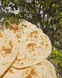 حجز خبز • خبز حار • ٣٠ خبزة