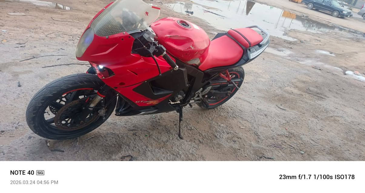 دراجه بطح هاي سونك 
محرك 150 
دراجه ارواق 
كهربأيت كله شقله 
رون كيلو متر كله شقال 
دراجه كامله ما نقصه اي شي 
***********
سعر 700 الف
