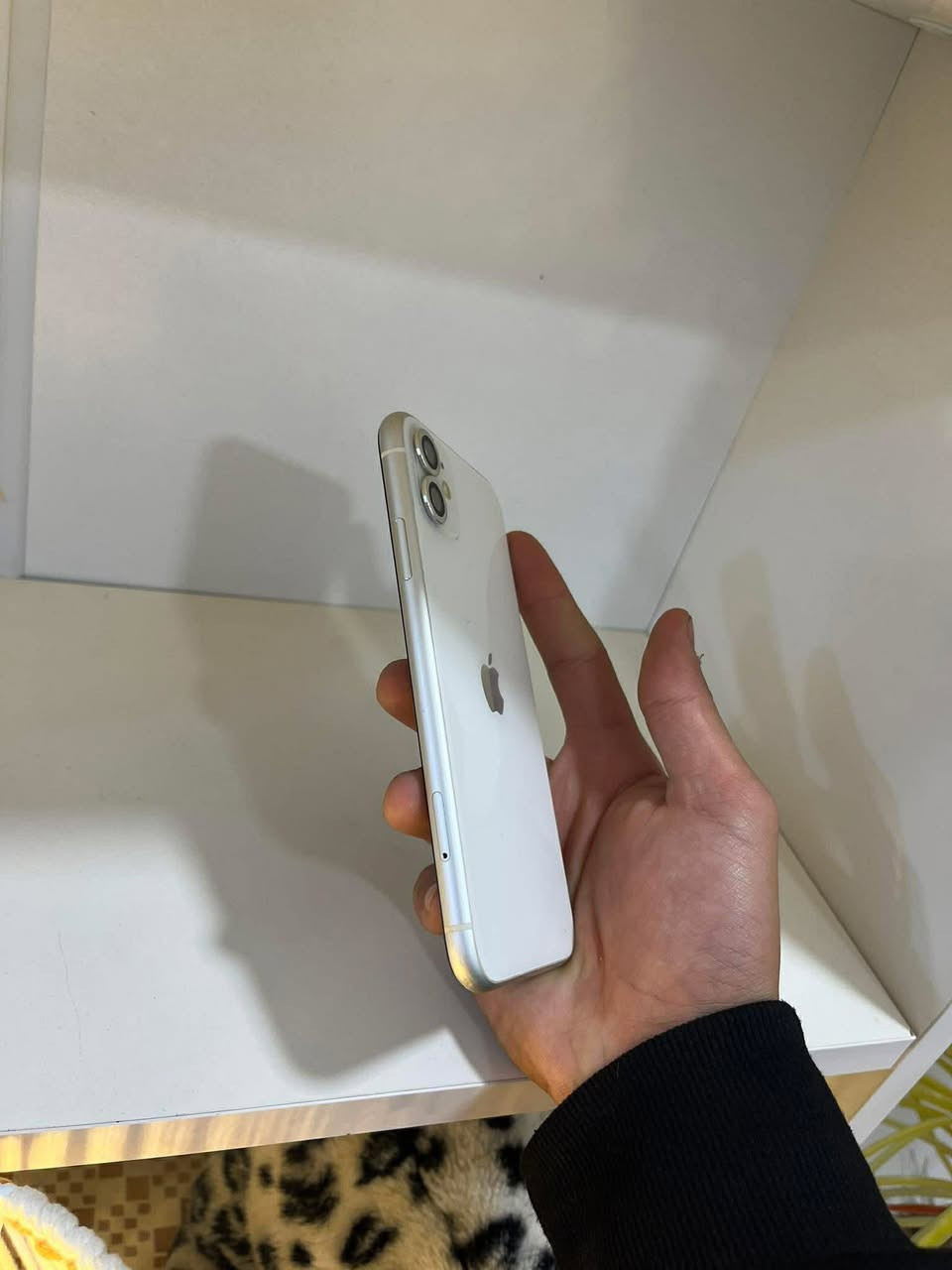 ايفون 11 عادي مبدل شاشه فقط اصليه بطاريه 77 ذاكره 64 كارتون وياه سعره 175 بي مجال عنوان رمادي تأميم اتصال ***********
