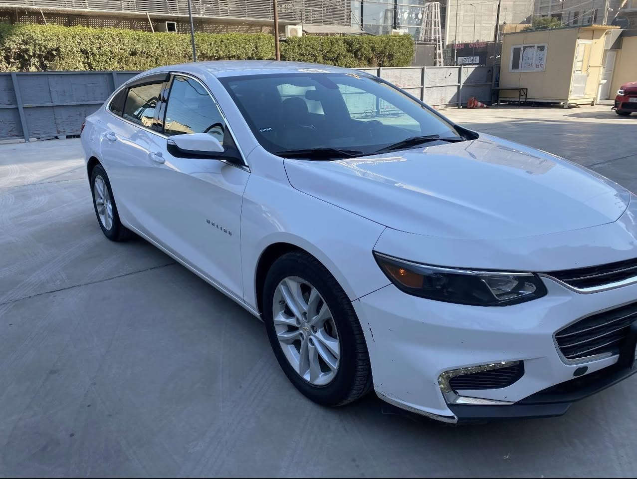 سلام عليكم

ماليبو 2018 LT بجم كبس
 حادث قطعتين جاملغ خلفي وباب وموحدين لون باب السايق  
السياره كلش نظيفه مواصفات LT معروفه كشنات جلد وكشن السايق كهرباء، شاشه  جبيره كار بلي وكامره ، توقف اوتو ، بصمة تشغيل وبيبان اربعه 
السياره بعدها عالبلاد حته الفيت بمب بلادي مال شركه بعده صارلها عدنه ٦ سنين مامفوليها بانزين عادي كله محسن 

السياره جاهزه مينصرف عليها دينار

ماشيه 72,000 

رقم بغداد الجديد باسمي وهزه جديده  (الصور قبل مابدل الرقم )

مكانها بغداد المنصور او حي الجامعه او مجمع نجمع بغداد

السعر 11,300 $ وبيه مجال  

تواصل عالرقم او دايركت

***********
