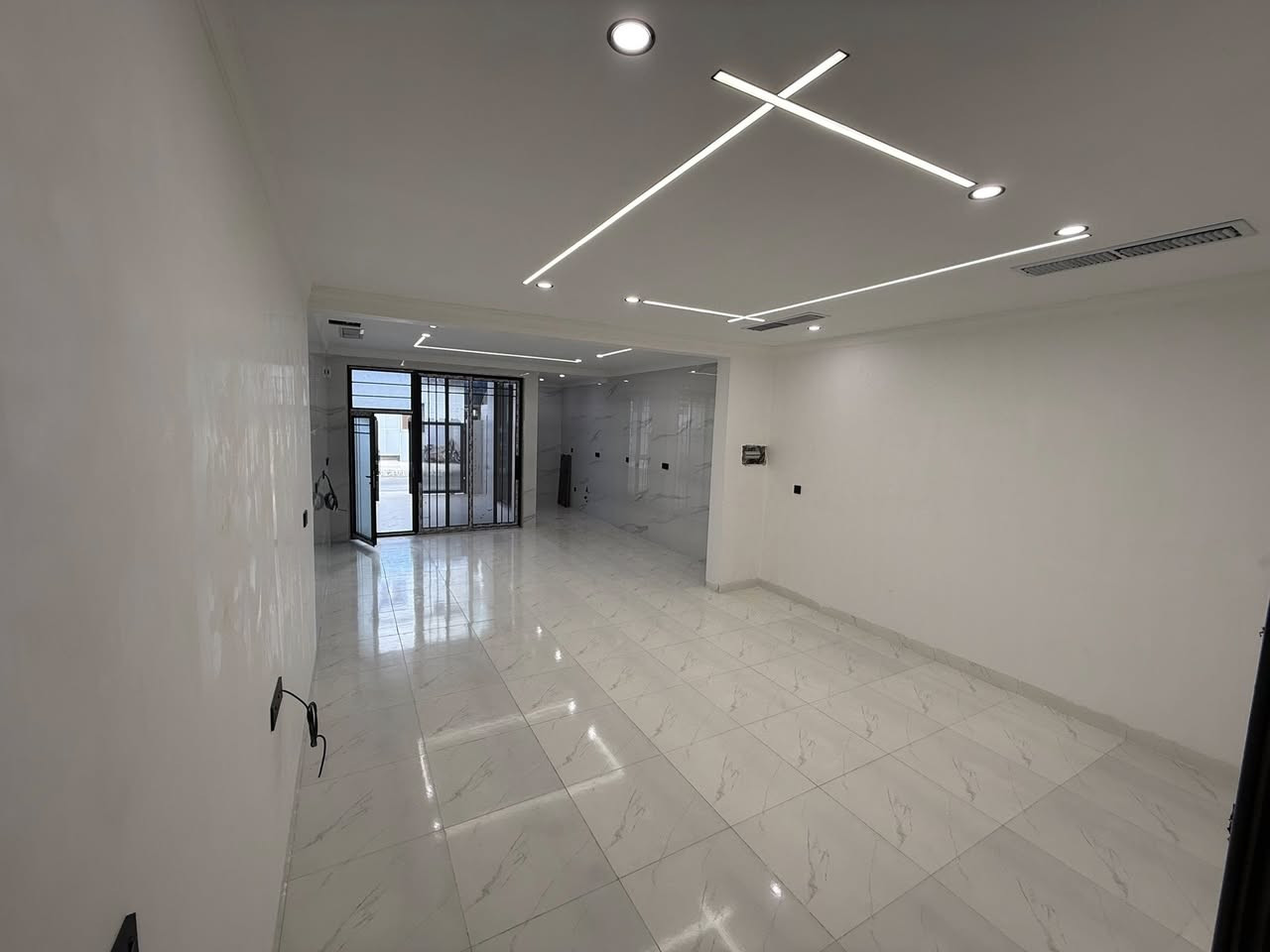 سند طابو يتسجل بإسم اي عراقي
دوو خانویی نوێ بۆ فرۆشتن🏠
بەرووبەری:100م+100م
کۆلانی 10م - بەرامبەر دیوار بەرامبەر مال نیە 
📍ناونیشان:هەولێر زانکۆ ٩٩ 
100م  - پێکهاتوە لە: 
3 نۆم+هۆل +مطبخ سارد و گەرم
زەمانی هەموو شتیکی لەگەلە
بۆ زانیاری زیاتر پەیوەندیمان پێوەبکەن☎️
***********📞
***********📞
------------------------------------------
بیتین جدید للبیع🏠
📍مساحە:100م +100م
شارع 10م -مقابل جدران 
مکان:اربیل -حي زانکۆ ٩٩ 
100م يتكون :3 نۆم+هۆل+مطبخ حار و بارد
- للاستفسار والاتصال: 
ظمان ماء و كهربا ١٠٠٪؜
***********📞
***********📞
