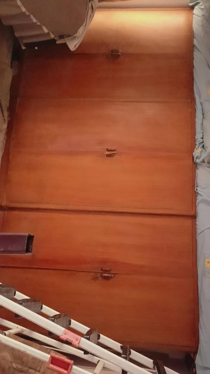 ماصات زجاجيه نضيفات بدون كسر او خدش  عدد ٣ مع وحده كبيره جدا مع ميز تلفزيون سعرهن ٧٥
كنتور صاج ابو ٦ بوب ١٥٠


**إذا كنت صاحب هذا الإعلان وتريد حذفه لأي سبب، رجاءا أرسل رسالة إلى الدعم الفني**