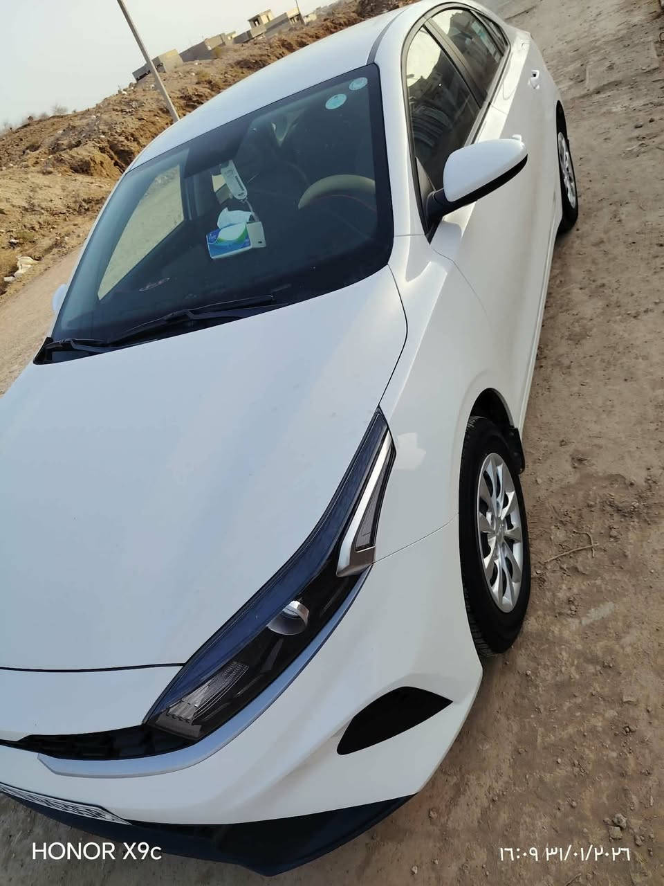 سلام عليكم
سيراتو ٢٤
ماشيه ٤٥
كفاله 
قطعتين تبريد
موصفاته معروفه 
***********
