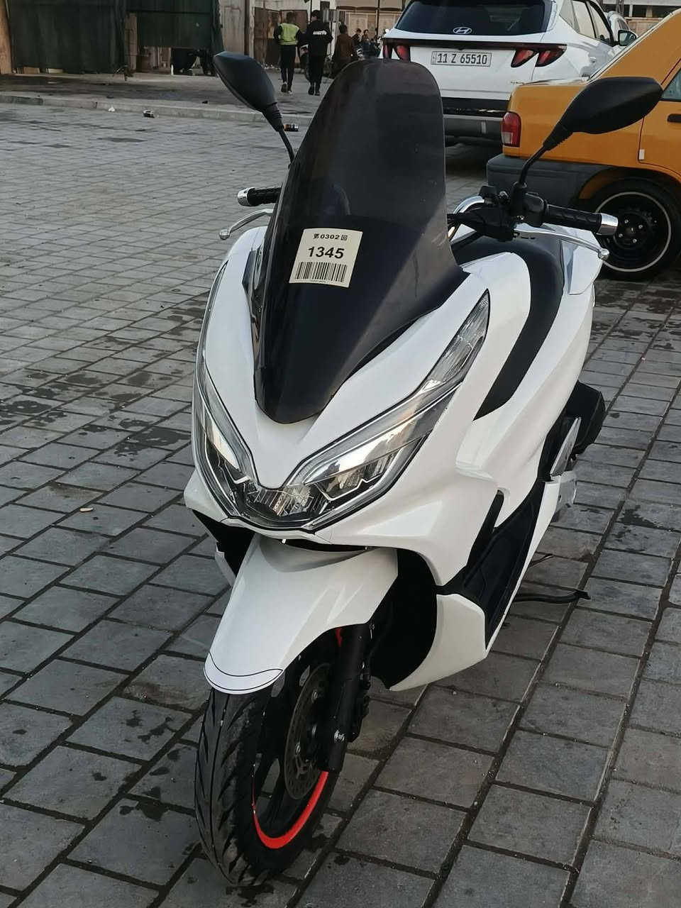 سلام عليكم بي سي اكس جيل الثالث
وارد امريكي شرط شلعه ومعدل فول 
مكفولة كفاله عامه ماشيه 32 ألف 
جامه طويلة ستان حساس لون أبيض صدفي 
سكن بغداد حي النصر  ***********
