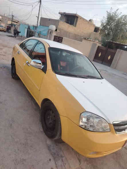 السلام عليكم اوبترا 2011 للبيع مشروع وطني وارد خليجي الشركه العامه السيارة جاهزة مابيها اي نقص كير ومحرك وصدر كله مكفول عوزها بس تايراتها تعبانات رقم بغداد الماني السيارة كرفتها حلوة السعر 68 ورقة وبيها مجال للشراي الاتصال او واتساب ع *********** مكاني بغداد الزعفرانية بغداد
