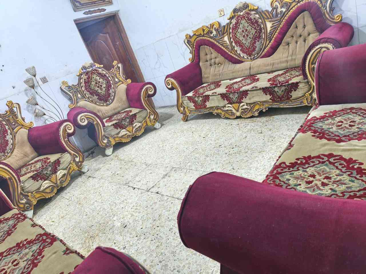 البيع تخم ملكي تركي عشر مقاعد السعر 300 وبي مجال عنوان الكوت الاحرار الاستفسار الرقم ***********
