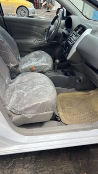 نيسان صني 2021 كفاله ماعدا شخط بالباب واللي بالجاملغ الخلفي موضح بالصو...